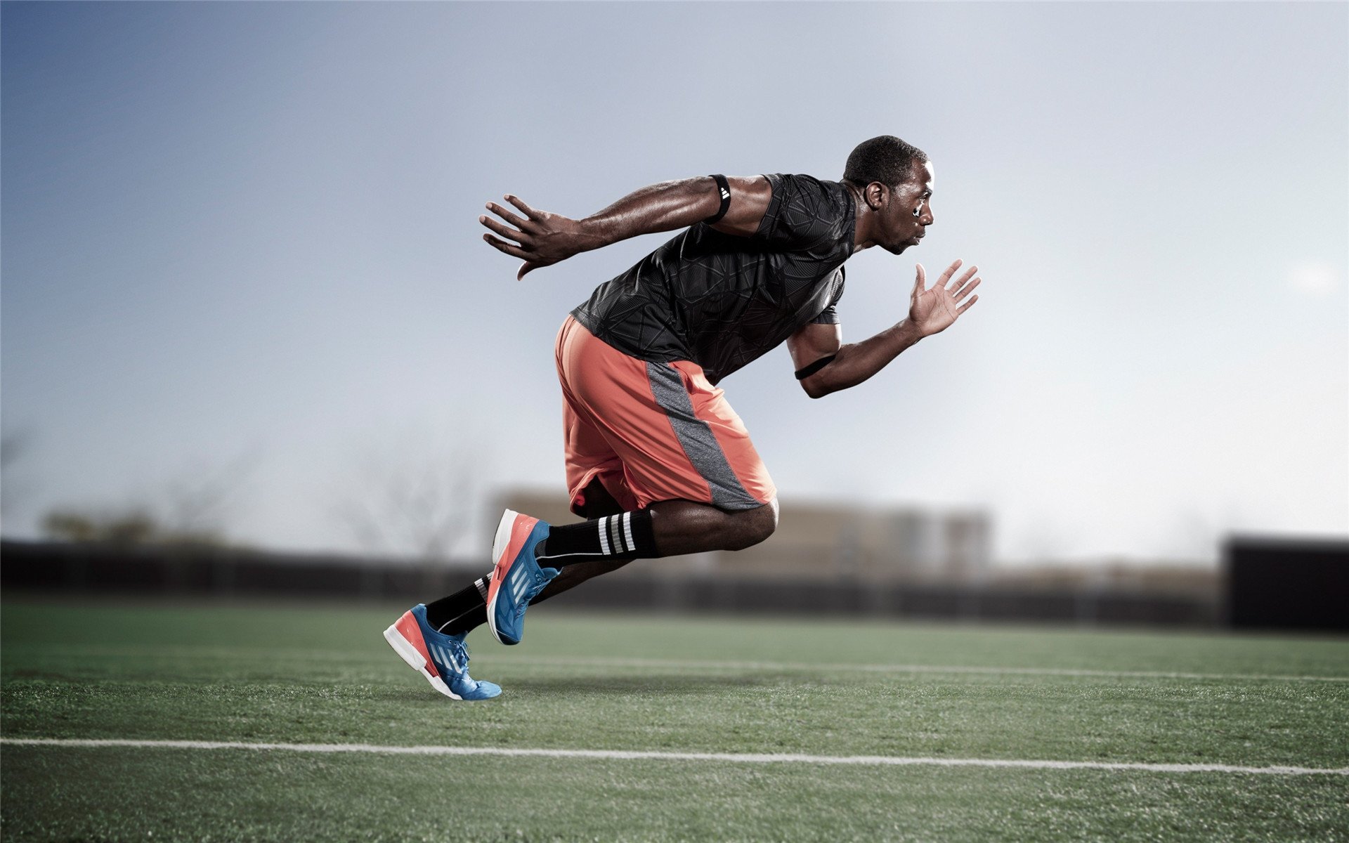 ky体育平台-赛事期间的媒体报道亮点集锦,赛事报道怎么写